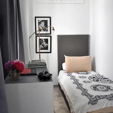 The Flat Via Roma 45 Apartment *